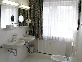 Kaiser Hotel