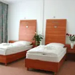 Kaiser 3*